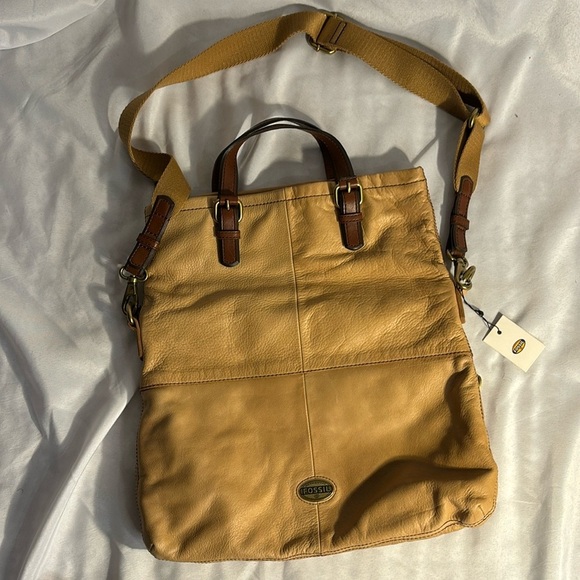Fossil Leather Messenger Tote Crossbody NWT - Picture 11 of 15